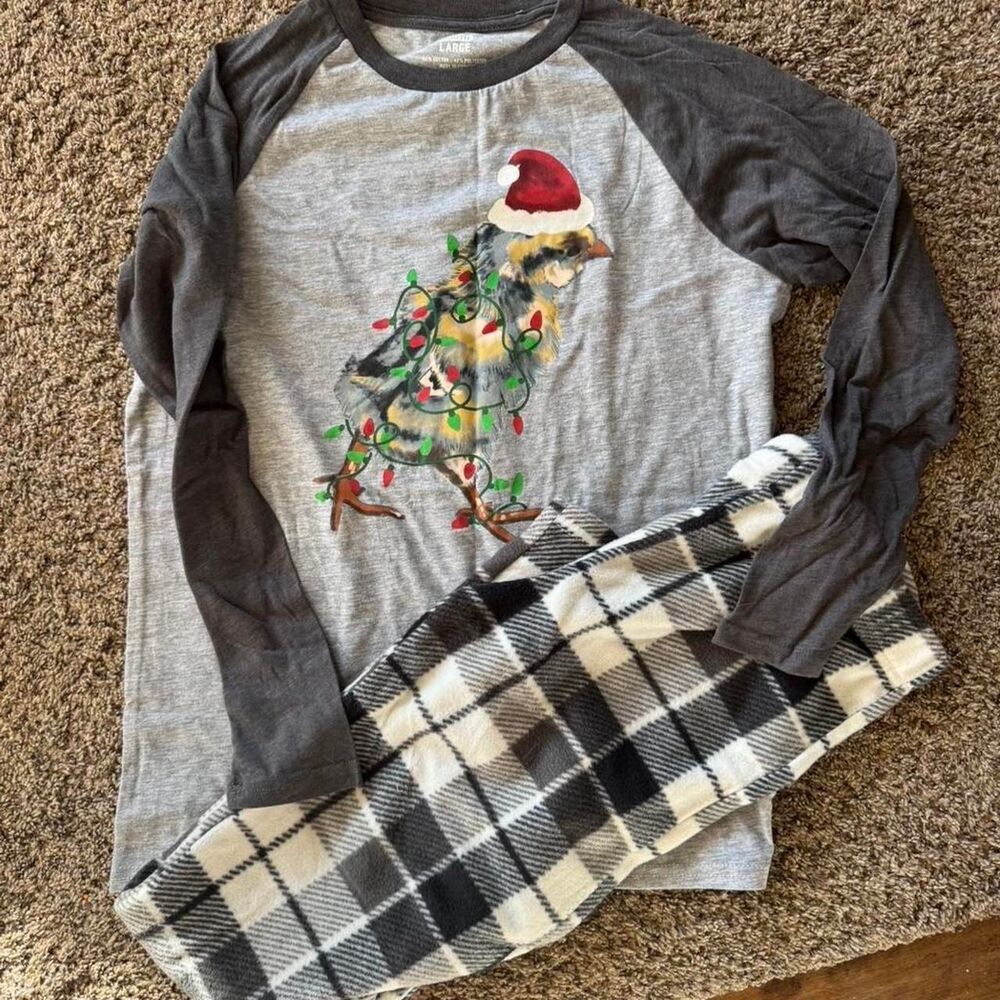 Christmas holiday girls large youth 14/16 Pajamas